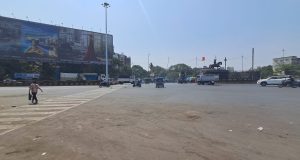 कल्याणच्या दुर्गाडी चौकात भीषण अपघात; मुलगी आणि वडिलांच्या पायाला गंभीर दुखापत