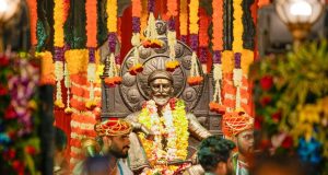 छत्रपती शिवाजी महाराजांच्या मेघडंबरीसह पूर्णाकृती पुतळ्याचे डोंबिवलीत अनावरण ; खा. डॉ. श्रीकांत शिंदे, भाजप कार्याध्यक्ष रविंद्र चव्हाण यांची प्रमूख उपस्थिती