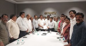 ठाण्याच्या धर्तीवर कल्याण डोंबिवलीतही युद्धपातळीवर क्लस्टर योजना राबवा – आमदार राजेश मोरे यांची केडीएमसी आयुक्तांकडे मागणी