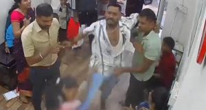 रिसेपशनिस्ट तरुणीला मारहाण; मनसे कार्यकर्त्यांनी आरोपीला दिले मानपाडा पोलिसांच्या ताब्यात