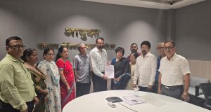 फेरीवाल्यांविरोधातील शिवसेना उद्धव बाळासाहेब ठाकरे पक्षाच्या आंदोलनाला यश: केडीएमसी प्रशासनाकडून कारवाईचे लेखी आश्वासन