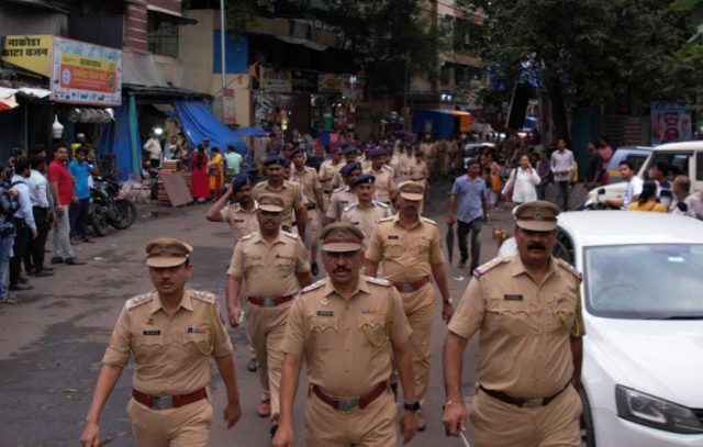 Police take out a grand route march in Kalyan; Organized in the backdrop of upcoming festivals