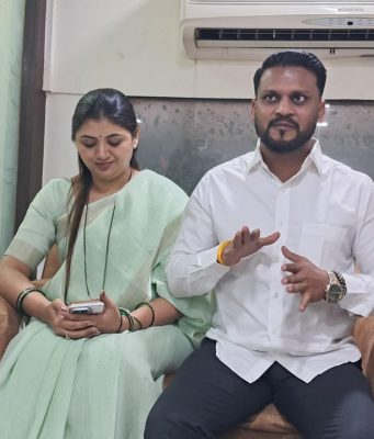 मनसेला धक्का : कल्याण पश्चिमेतील माजी नगरसेवक पती-पत्नीचा मनसे सदस्यत्वाचा राजीनामा