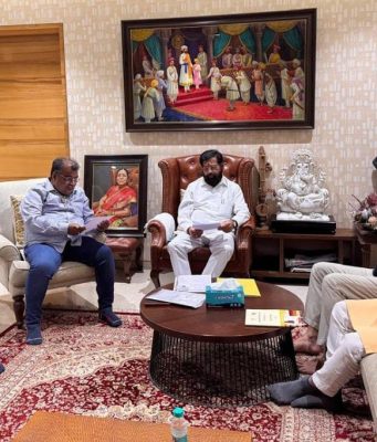 महायुतीचा जागावाटपाचा फॉर्म्युला निश्चित; उपमुख्यमंत्री एकनाथ शिंदे आणि भाजप प्रदेशाध्यक्ष रविंद्र चव्हाण यांच्यात ५ तासांची मॅरेथॉन बैठक