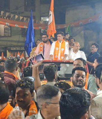 कल्याण पूर्वेत पॅनल क्र.12 मध्ये रोड शोच्या माध्यमातून महायुतीचे शक्तिप्रदर्शन; महायुतीचे सर्व उमेदवार जिंकणार – खा.डॉ. श्रीकांत शिंदे यांनी व्यक्त केला विश्वास