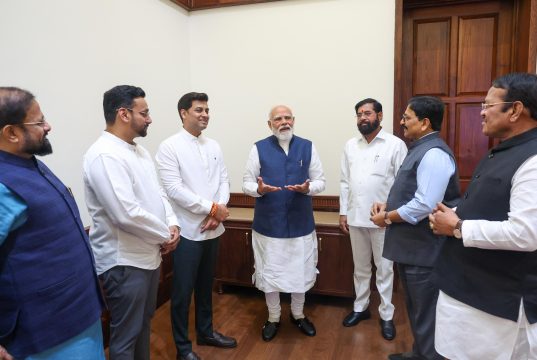 युद्धजन्य परिस्थितीत राजकारण करणं अत्यंत दुर्देवी – उपमुख्यमंत्री शिंदे यांची विरोधी पक्ष नेते राहुल गांधींवर टिका