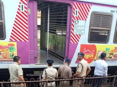 कल्याणकडे जाणाऱ्या रिकाम्या लोकलचा डबा डोंबिवलीजवळ घसरला