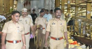कल्याण रेल्वे स्टेशन परिसरात मध्यरात्री पोलिसांचे ‘कॉम्बिंग ऑपरेशन’