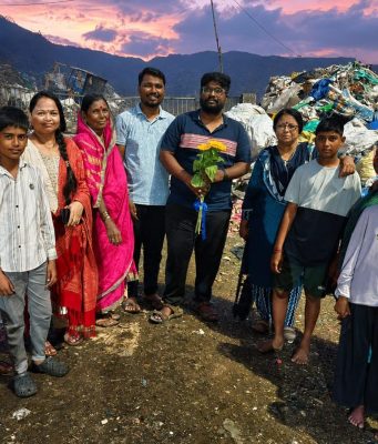 डम्पिंग ग्राउंडच्या कचरावेचक कुटुंबातील तरुण बनला वकील; संघर्ष, जिद्द आणि शिक्षणाची प्रेरणादायी यशोगाथा