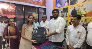 भाजप नगरसेवक शामल गायकर यांच्या पुढाकारातून विद्यार्थ्यांचा गुणगौरव; पॅनकार्ड-आधारकार्ड बदल आणि सुकन्या समृद्धी योजना शिबिरालाही उत्स्फूर्त प्रतिसाद