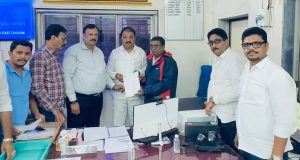 नागरिकांना वेठीस धरणे बंद करा अन्यथा शिवसेना स्टाईल आंदोलन ; डोंबिवली शहर आणि ग्रामीणच्या वीज लपंडावावर आमदार राजेश मोरे यांचा महावितरणला कडक इशारा
