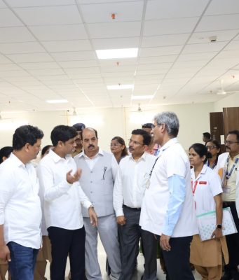 “ठाणे जिल्हा रुग्णालयाच्या धर्तीवर उल्हासनगर मध्यवर्ती रुग्णालयाचा पुनर्विकास”