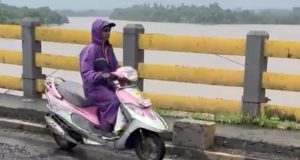 गांधारी पुलाच्या गर्डरवरील संरक्षक लोखंडी पट्टी गायब; अपघात होण्यापूर्वी तातडीच्या दुरुस्तीची मागणी