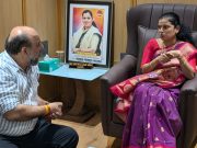 कल्याण डोंबिवलीतील व्यापाऱ्यांच्या विविध प्रश्नांबाबत शिवसेना व्यापारी सेलचे अध्यक्ष विमल ठक्कर यांची केडीएमसी महापौरांशी चर्चा