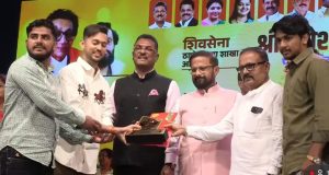 कल्याणजवळील मोहनेच्या शिवनगरी सार्वजनिक गणेशोत्सव मंडळाच्या यशस्वी परंपरेत आणखी तीन मानाचे तुरे