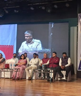 “एका दिवसात यश मिळत नाही; मेहनत, कष्ट आणि प्रामाणिकपणातूनच मोठं होता येतं” – दहावीच्या विद्यार्थ्यांना रवी पाटील यांचा कानमंत्र