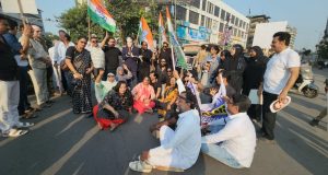कल्याणमध्ये काँग्रेसचे ‘लोकशाहीसाठी काळा दिवस’ आंदोलन; मतपत्रिकेद्वारे निवडणुकांसह तीन प्रमुख मागण्या